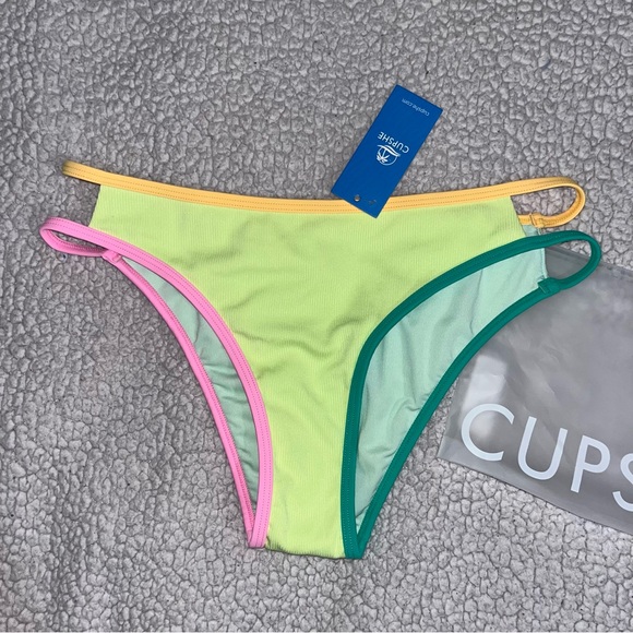 Cupshe bikini bottom - Picture 3 of 11
